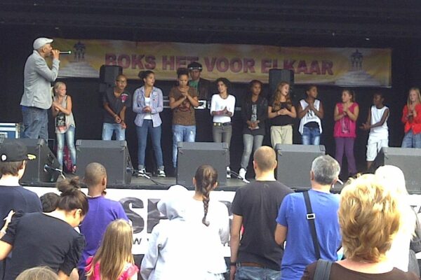 boks-292592_475799575836054_1958044965_n